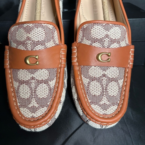Coach Woman’s Tan and Brown Loafers- shoes used once - Picture 14 of 16